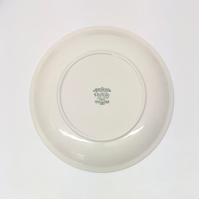 Large Mid 20th Century Pink Dinner Plates With Graphic Floral Edge Design by Mikasa - Set of 6 For Sale In Miami - Image 6 of 7