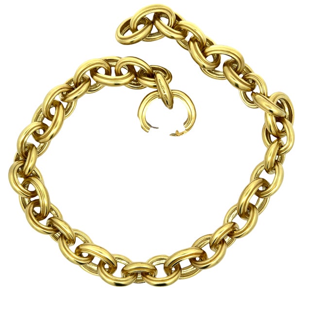 1980s Barry Kieselstein-Cord Vintage 18k Gold Sculptural Link Necklace, 217 Grams For Sale - Image 4 of 9
