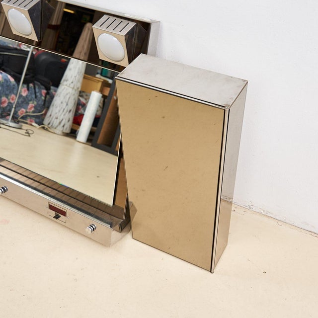 Mivox 704 radio mirror Height: 72 Width: 118 Depth: 13 Style: VINTAGE Production Period: 1970 -1979 Design Period: 1970 -...