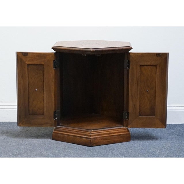 Late 20th Century Hekman Furniture Bookmatched Walnut Italian Provincial 20" Hexagonal Storage Accent End Table 1205 For Sale - Image 5 of 11