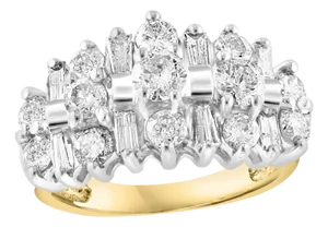 2.8 Carat Round & Baguettes Diamond Ring in 14 Karat White Gold Size 6