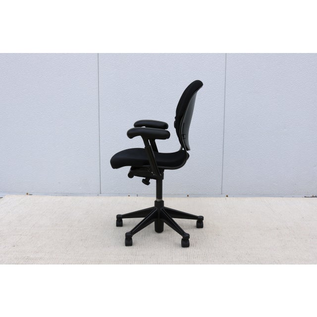Herman Miller Equa 2 Ergonomic Swivel Task Chair in Black Fabric, Adjustable For Sale - Image 9 of 18