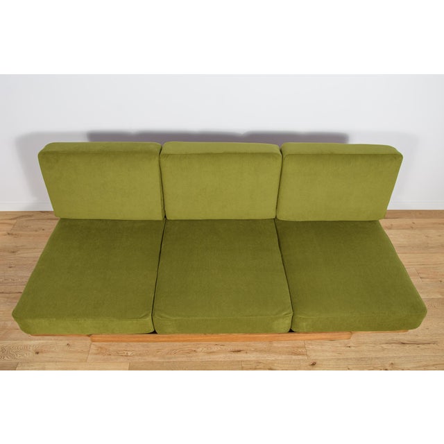 Sofa from Jitona, Czechoslovakia, 1960s For Sale - Image 4 of 18