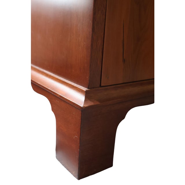 Biggs of Richmond Chippendale Mahogany Bachelor’s Chest With Brass Hardware For Sale - Image 12 of 18