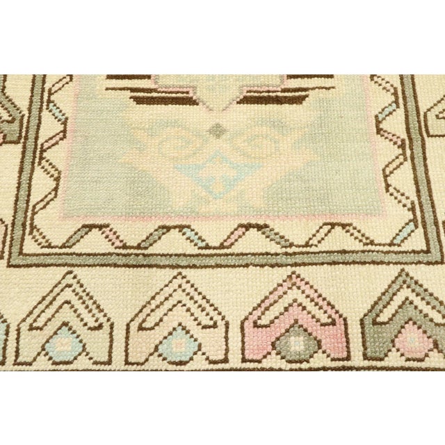 Mid 20th Century Vintage Turkish Oushak Rug - 02'11 X 05'02 For Sale - Image 5 of 11