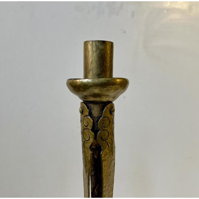 Tall Art Nouveau Leaves Tri-Stand Candleholders in Engraved Brass, 1900s, Set of 2 For Sale - Image 3 of 9