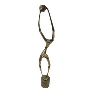 Mid Century Modern Tall Slender Brass Basketball Girl Player Sculpture Statue For Sale