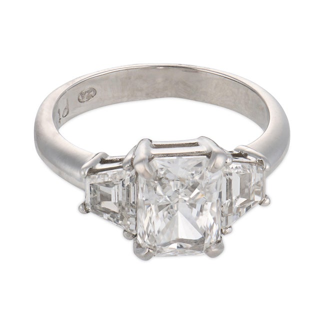 Contemporary Vintage Gia 1.53 Carat Diamond Platinum Engagement Ring, Size 3.75 For Sale - Image 3 of 5