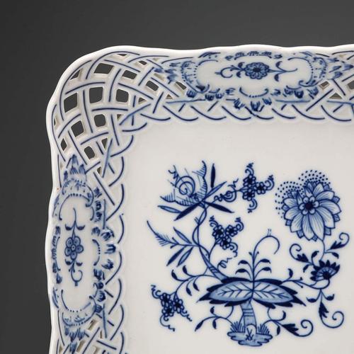 Porcelain Tray from Meissen For Sale - Image 4 of 8