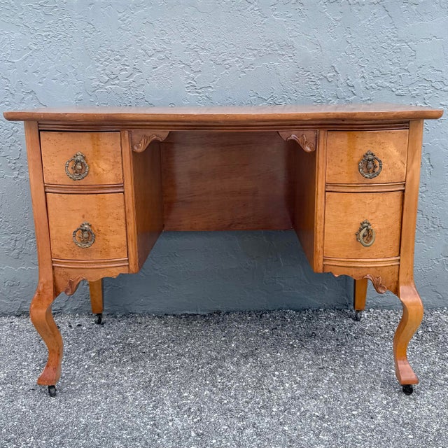 Antique Queen Anne Style Birds Eye Maple Vanity Low Desk For Sale - Image 9 of 10