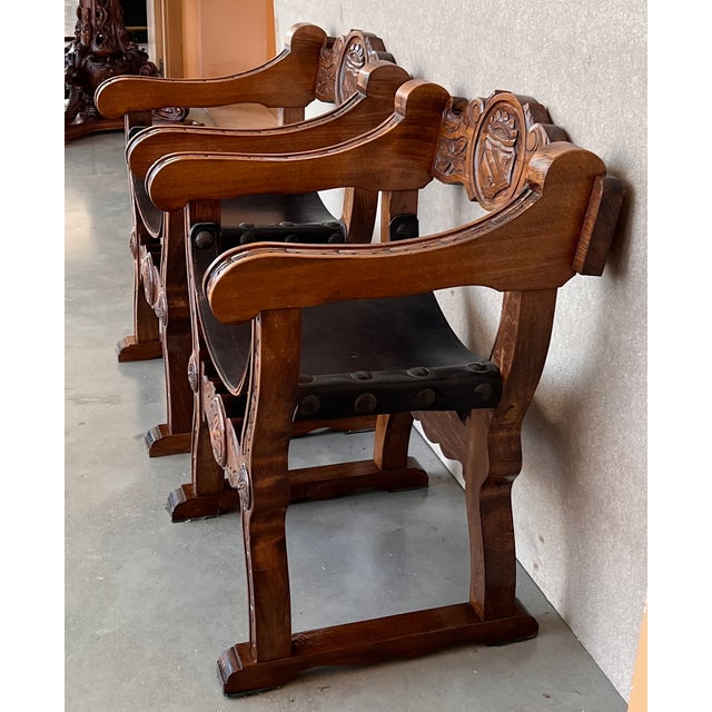 Baroque 19th Pair of Carved Walnut Leather Savonarola Bench or Settee For Sale - Image 3 of 12