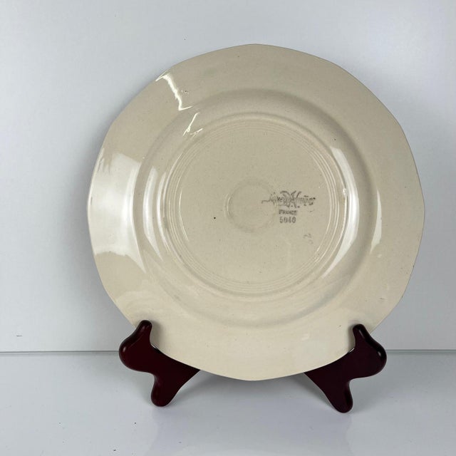 1920s Dessert Plates with Floral Motif from Sarreguemines, 1920s, Set of 4 For Sale - Image 5 of 10