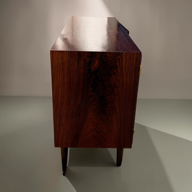 Mid-Century Modern Danish Sideboard by Poul Hundevad for Hundevad & Co., 1960s For Sale - Image 3 of 18