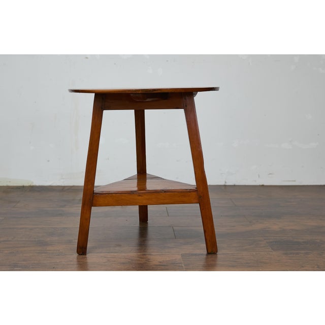 Wood 19th Century English Pine Cricket Table with Circular Top and Tripod Base For Sale - Image 7 of 12