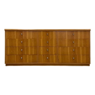 Founders Furniture MCM Blonde Twelve Drawer Dresser Vintage Mid-Century For Sale
