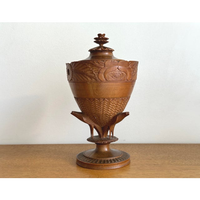 Brown Neoclassical Empire Pedestal and Vase in Carved Fruitwood with Bird Decoration, France, Early 19th Century For Sale - Image 8 of 8