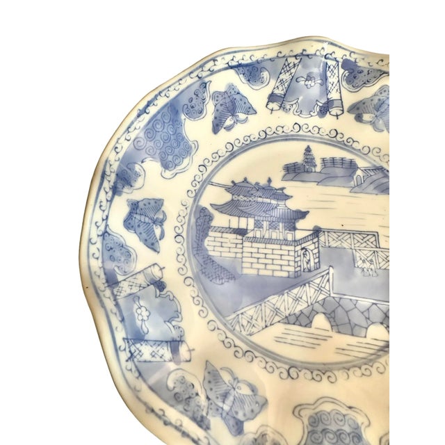 Ceramic Vintage Hand-Painted Blue and White Chinoiserie Ruffle Bowl With Island Pagoda Scene. For Sale - Image 7 of 10