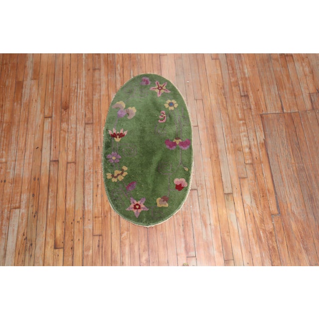 Art Deco 1930s Green Oval Chinese Art Deco Rug For Sale - Image 3 of 6