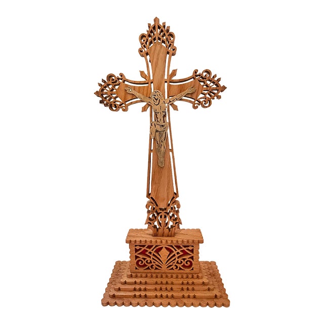 1980s Carved Fretwork Crucifix on Stepped Base For Sale