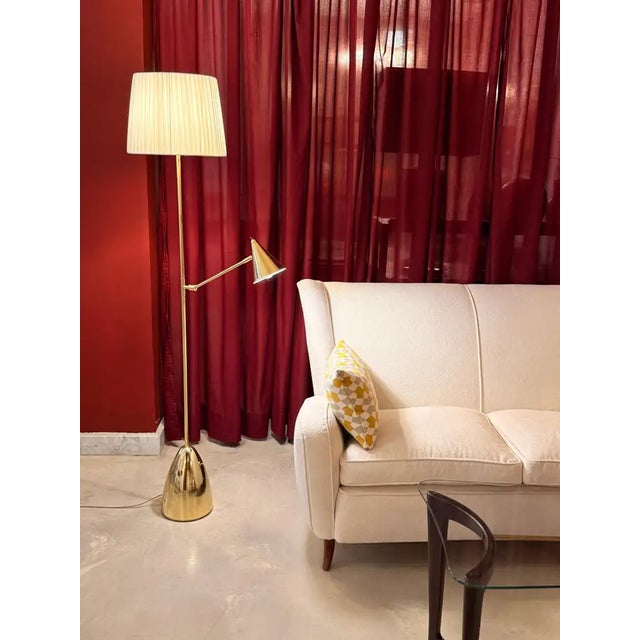 De-Light F1 Double Light Brass Floor Lamp, Flow Collection For Sale - Image 9 of 9
