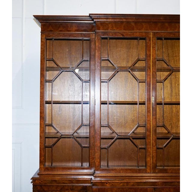 Large Georgian Burr Walnut Breakfront Display Cabinet For Sale - Image 5 of 18