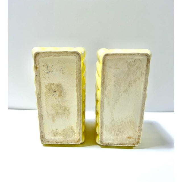 Ceramic Pair of Vintage Yellow Ceramic Planters – Mid Century Modern Fluted Rectangular Cachepots For Sale - Image 7 of 7