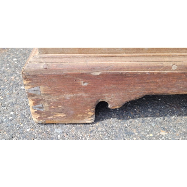 Late 18th Century American Chippendale Blanket Chest For Sale - Image 11 of 18