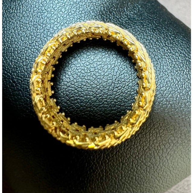 18 Karat Yellow Gold Classic Wide Wedding Band With Design Ring, Unisex Size 5.5 For Sale In New York - Image 6 of 16