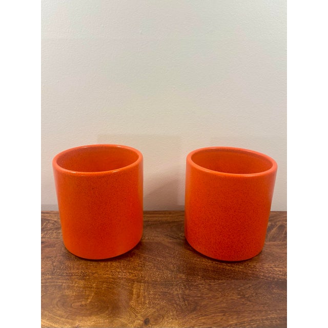 Gainey Pottery 1960s Gainey Ceramics Ac-8 Orange Architectural Planters - Pair For Sale - Image 4 of 10