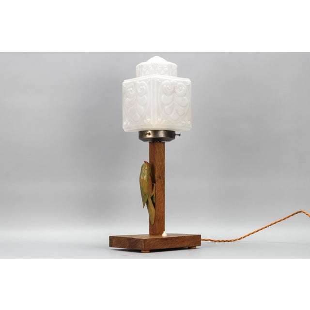 1930s Art Deco Wooden and Frosted Glass Table Lamp with a Woodpecker, 1930s For Sale - Image 5 of 18