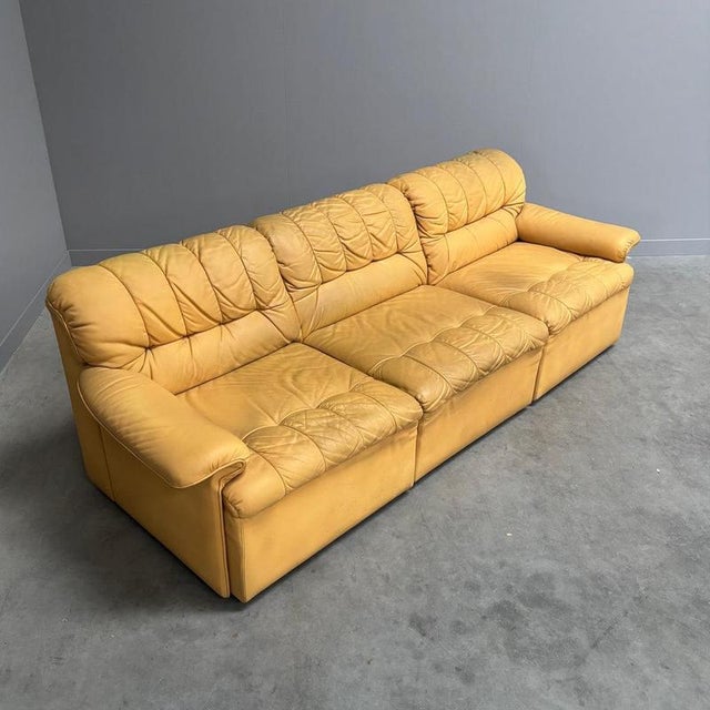 Yellow Yellow Leather Lounge Sofa from Laauser, 1970s For Sale - Image 8 of 16