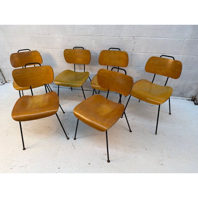 Mid-Century Modern Set of Six Vintage Molded Plywood and Metal Chairs For Sale - Image 3 of 14
