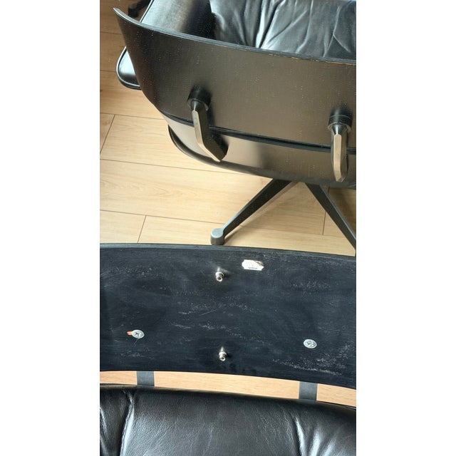 Set of Eames Lounge Chair and Ottoman by Charles & Ray Eames for Vitra, 1970s For Sale - Image 6 of 14