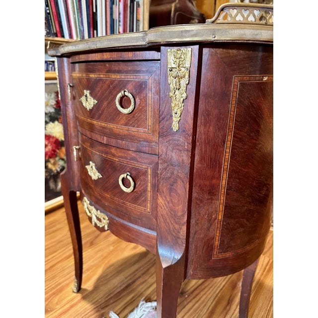 Late 19th Century Louis XVI Style Fruitwood Marquetry 2-Drawer Commode For Sale - Image 4 of 12