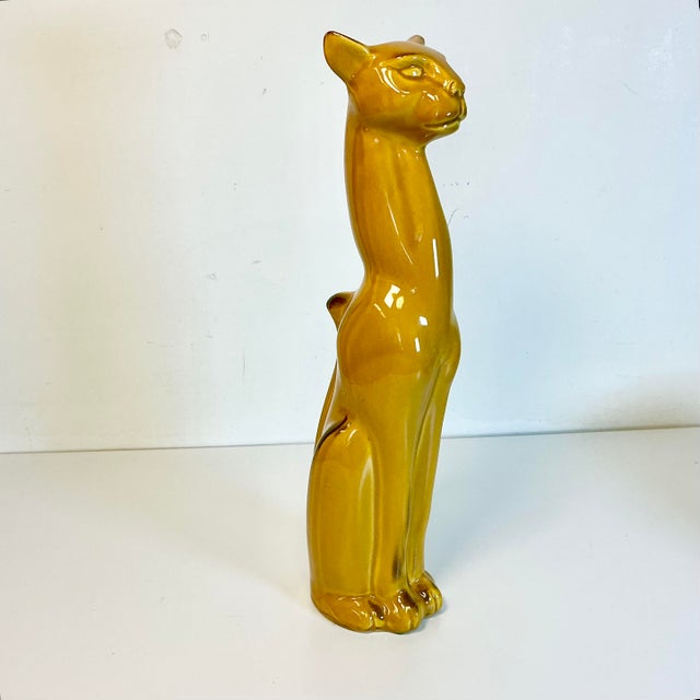 Pottery Craft USA 1973 Vintage Art Deco Boho Chic Folk Art Majolica Ceramic Cat Figural - 17" Tall, Artist Signed For Sale - Image 4 of 13