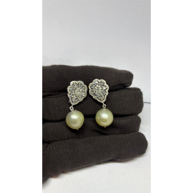 Gemstone Natural Pearl 33.40cts & Diamond 1.83cts Earring in 14k Gold For Sale - Image 7 of 8