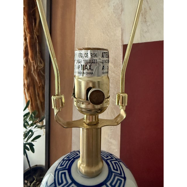 Chinoiserie Blue and White Ginger Jar Table Lamps | Coastal Decor - Pair of Two (2) For Sale - Image 10 of 12