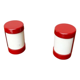 Mid-Century Modern Italian Space Age Red Model Laura Table Lamps by Olaf Von Bohr and Diego Valenti for Valenti Luce Milano, 1960s, Set of 2 For Sale