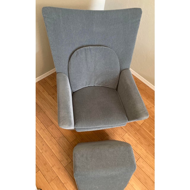 1990s Modern Comfortable Chair & Ottoman For Sale - Image 13 of 14