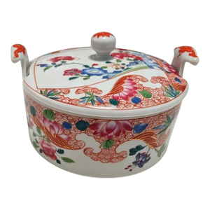 Famille Rose Covered Dish in the Ch'ien Lung Style