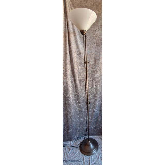 Infinitely height-adjustable from 168-191 cm European Plug (up to 250V).The wiring of this item may be original and might...