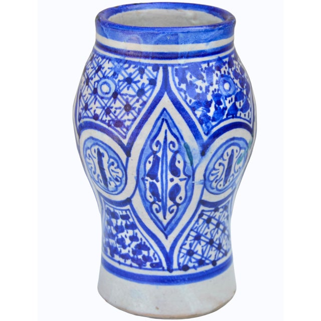 Moroccan Mid 20th Century Handmade Moroccan Ceramic-Art Vase W/ Blue Hues For Sale - Image 3 of 8