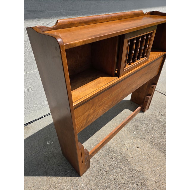 Ethan Allen Ethan Allen / Baumritter Solid Hard Rock Maple Colonial Style Twin Size Bookcase Headboard For Sale - Image 4 of 17