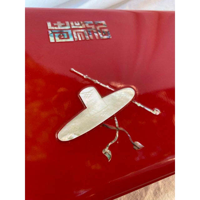 Traditional Mid 20th Century Korean Red Lacquer Smoking Box With Mother-of-Pearl Inlay – Complete Set For Sale - Image 3 of 11