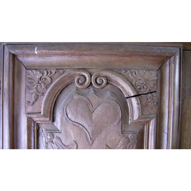 Antique baroque cabinet in age-related condition. Please note the pictures. The cabinet is made of solid oak wood. It...