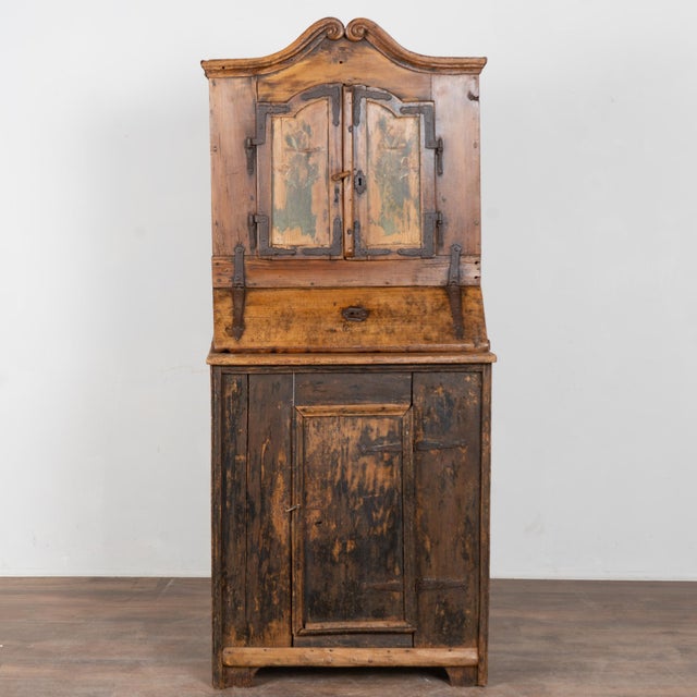 Rustic European 19th-Century Hungarian Rustic Pine Cabinet Cupboard For Sale - Image 3 of 14