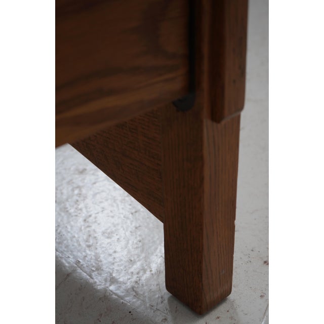 Stickley Stickley King Size Mission Oak Bed For Sale - Image 4 of 12