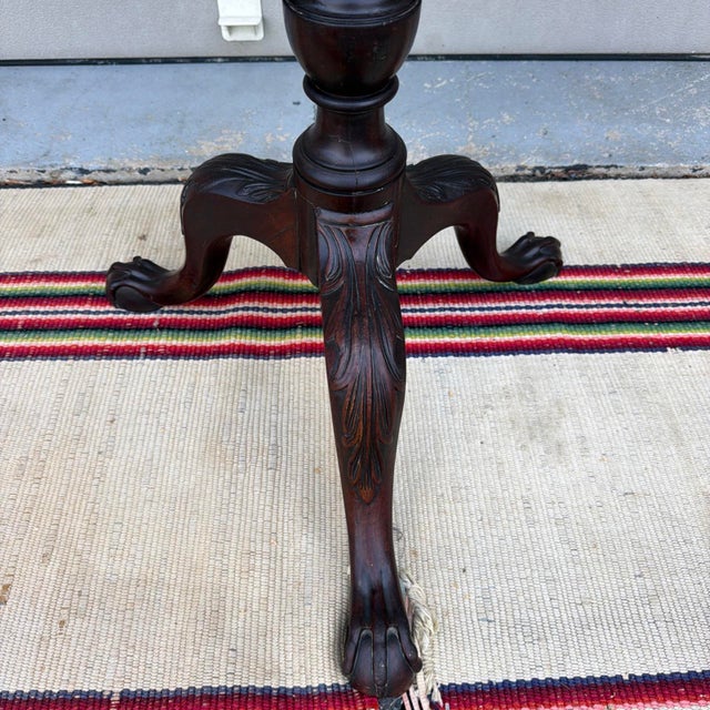 A Fine Antique George III Mahogany Carved Pie Crust Tilt Top Tea Table, 18th Century For Sale - Image 15 of 18
