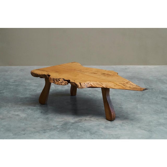 Live Edge Coffee Table in Baltic Pine, Europe, 1960s For Sale - Image 4 of 16