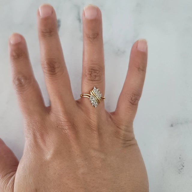 ♥ Product Summary ♥ Main Stone: Diamond Approx. Diamond Carat Weight: .33cttw Diamond Clarity: SI2 Diamond Color: I/J...